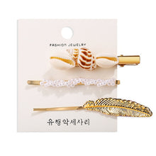 Load image into Gallery viewer, IF ME 2019 Ins Shell Bracelet for Women Femme Adjustable White Rope Seashell Bracelet Leg Ankle Bracelets Beach Jewelry